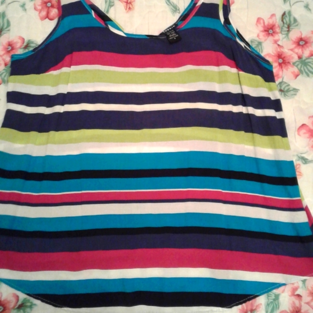 Brand : Torrid Tank Top Size:0